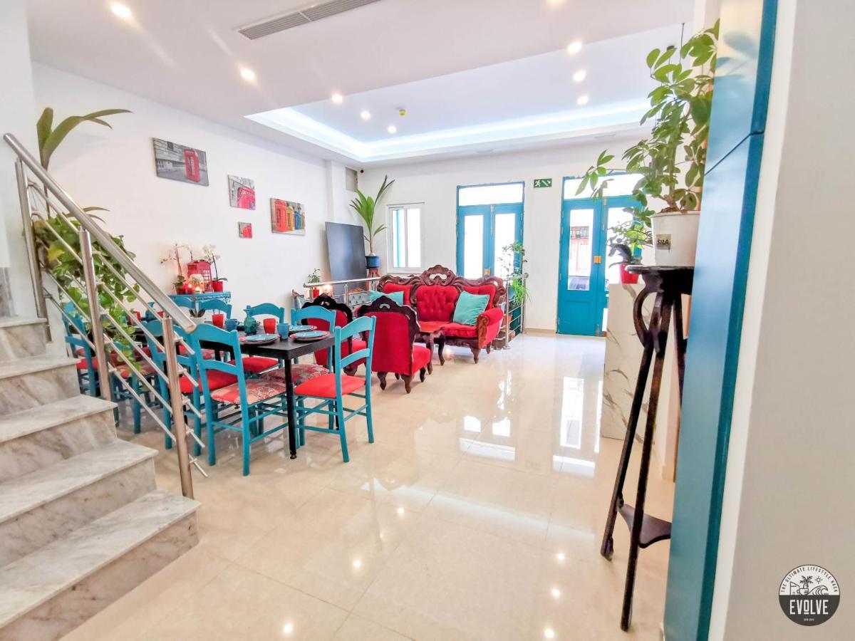 Evolve Coliving Guesthouse Слима Екстериор снимка