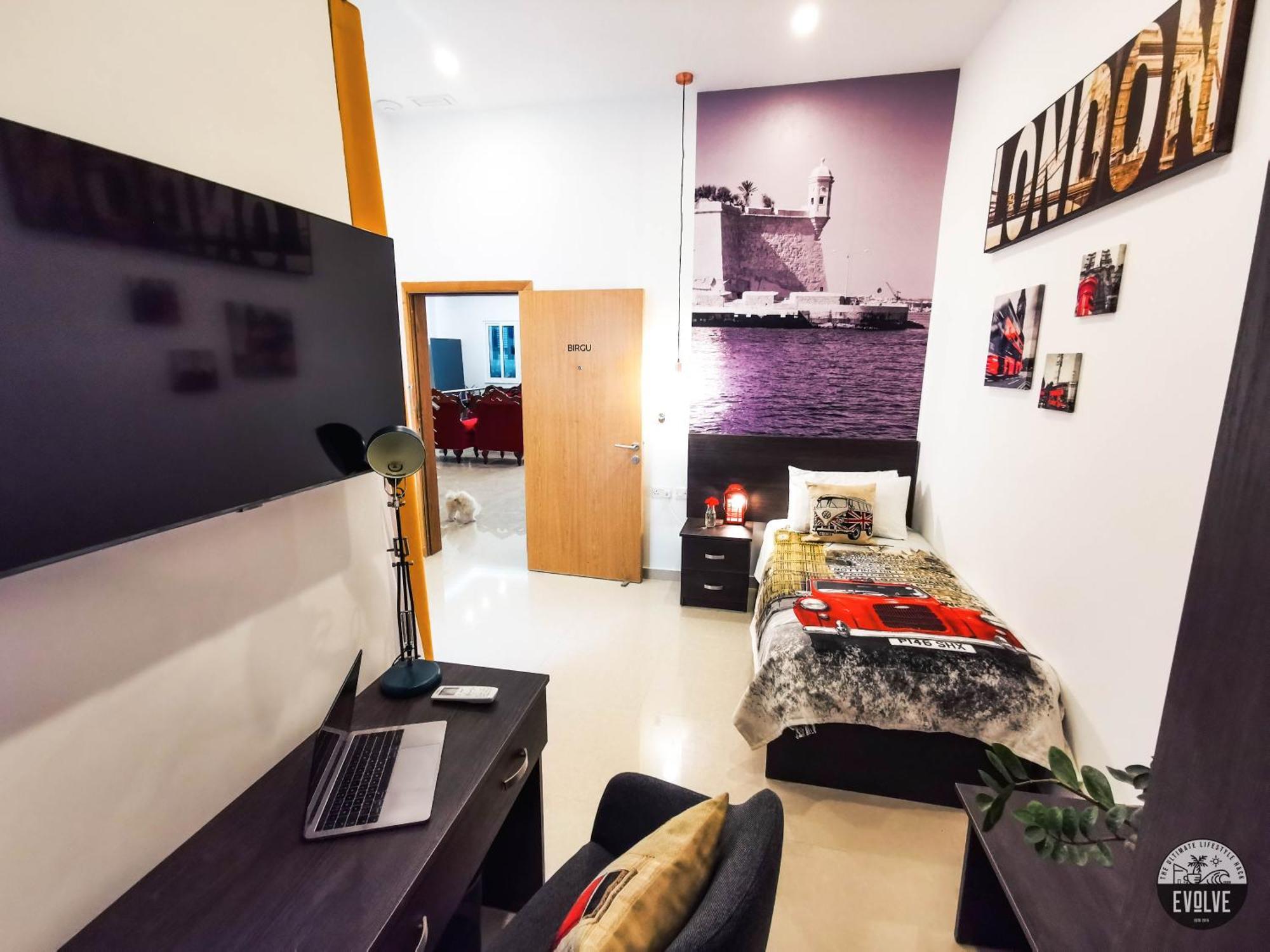 Evolve Coliving Guesthouse Слима Стая снимка